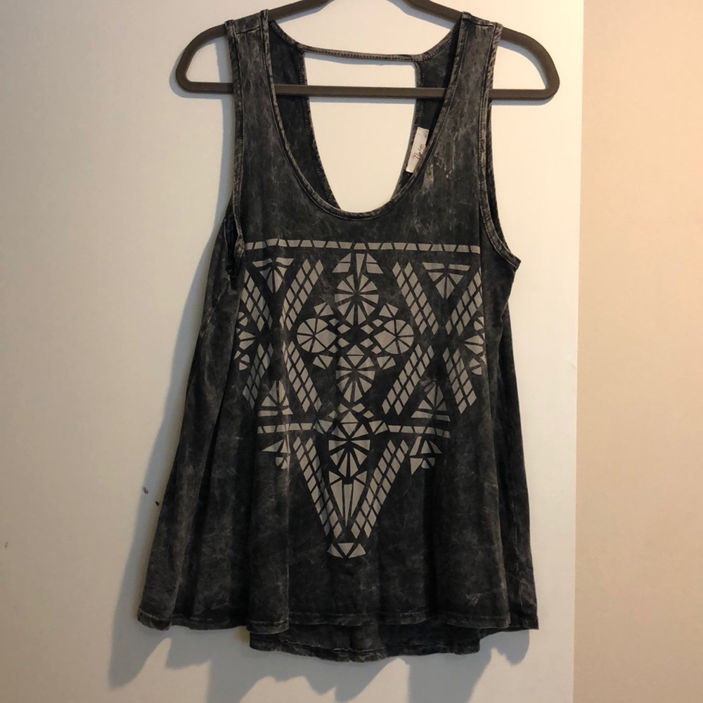 Flowy T-shirt top